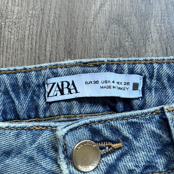 Zara Hight Rise Slim Fit - Picture 3 of 4